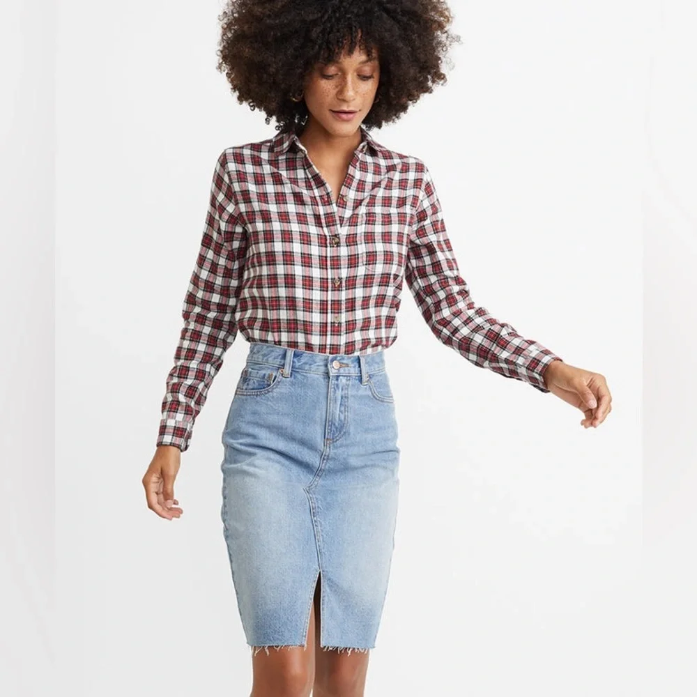Marine layer Kendall Button Down in Red Plaid - Picture 5 of 8